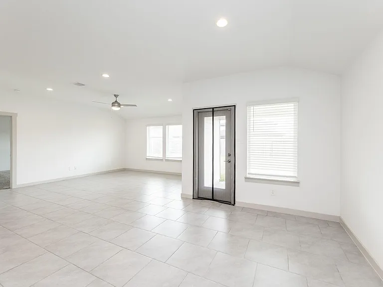 28926 Yachting Point Ln — Photo 20