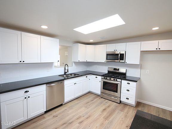 2nd image of 7956 E Winnepeg Dr