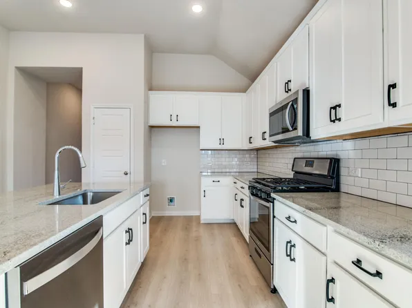 3974 Legend Park, New Braunfels, TX 78130