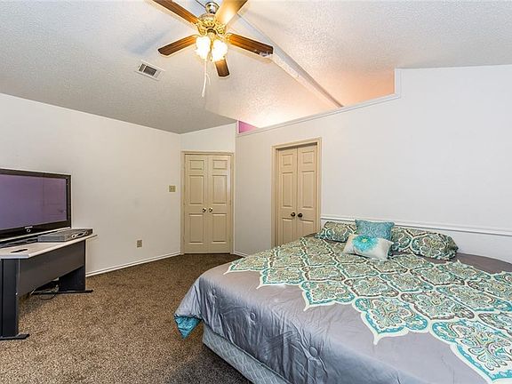 5th image of 1501 Grinstad Dr