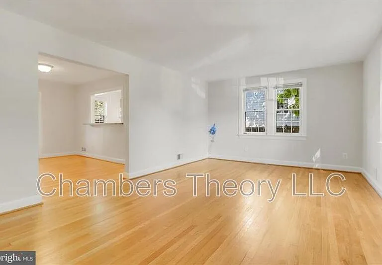 530 N Nelson St #1 — Photo 22