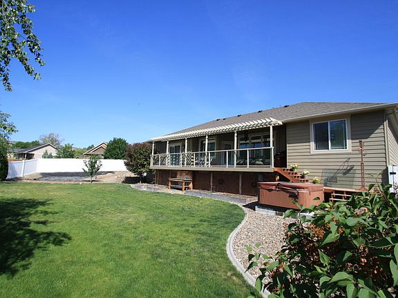 5th image of 26 John Truett Dr