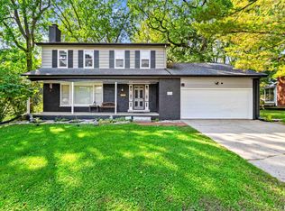 2635 N Kingston Dr, Peoria, IL 61604