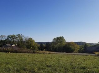 22 Susquehanna Rd, Galena, IL 61036