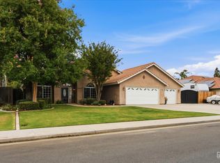 15602 Sammie Ave, Bakersfield, CA 93314