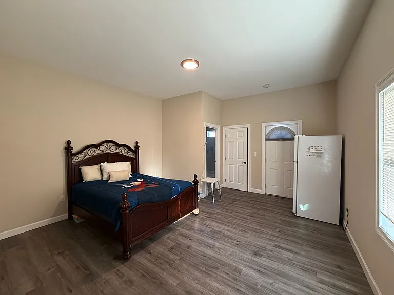 529 Carolina St #2 — Photo 11
