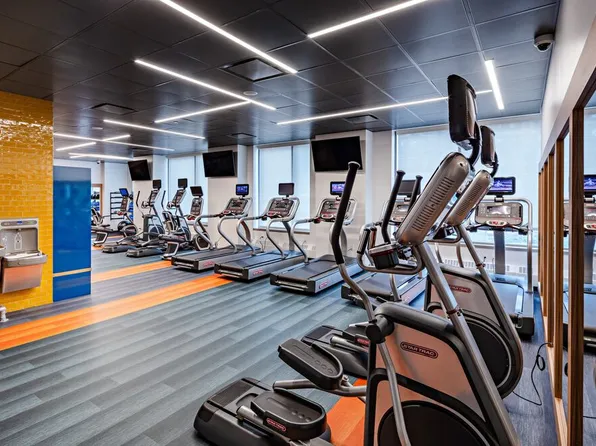 343 Gold Street image 23 of 35