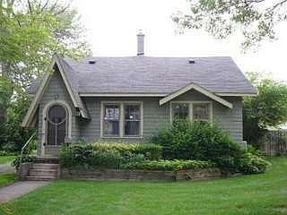 1st image of 537 E Shevlin Ave