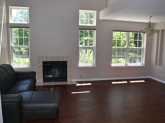 4th image of 2929 Clematis Dr