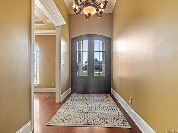 5th image of 1614 Hollow Cove Ln