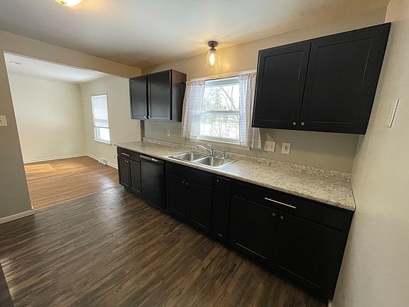 4th image of 3755 Pollina Ave