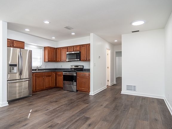 Open layout kitchen