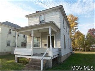 2nd image of 608 Olive St