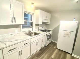 220 3rd St APT 2, Elizabethport, NJ 07206