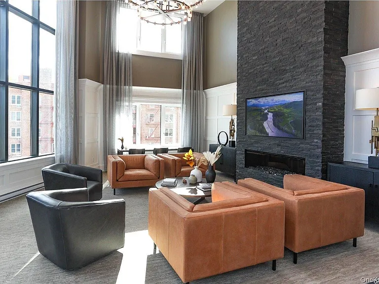 4436 Douglaston Pkwy #4D — Photo 10