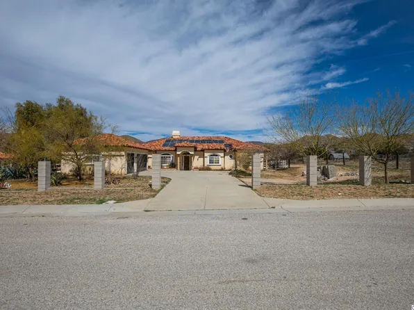 2215 Dolores Pl, Acton, CA 93510