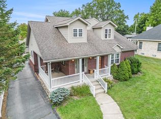 20019 Farmington Rd, Livonia, MI 48152