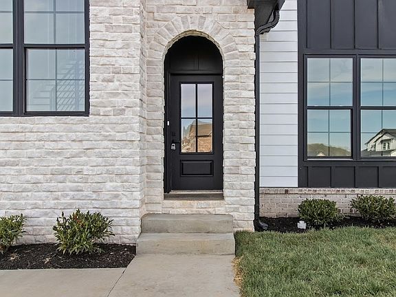 5th image of 201 Bluebell Dr