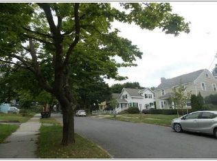 40 University Ter APT 3, Burlington, VT 05401