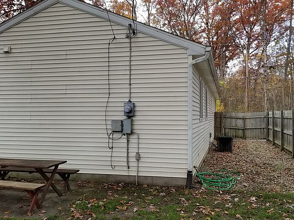 Boat/SeaDoo Parking on Right