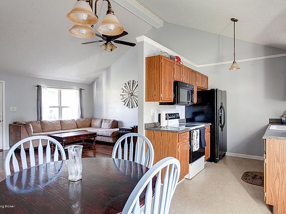 5th image of 3128 Pine Trace Ct
