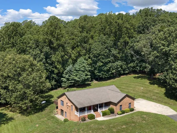 8350 Rapidan Hunt Ln, Rapidan, VA 22733