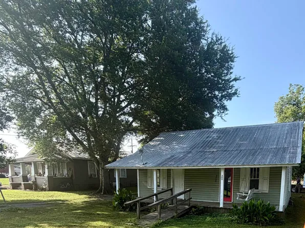 308 Tennessee St, Courtland, AL 35618