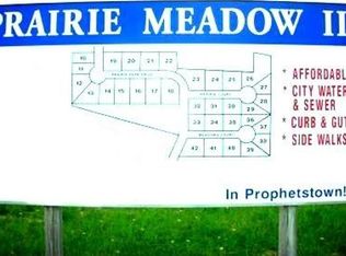 33 Meadow Ln, Prophetstown, IL 61277