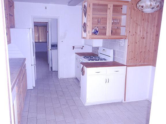 5th image of 8914 Villanova Ave