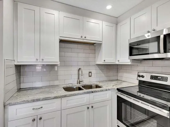 27 Camden B, West Palm Beach, FL 33417