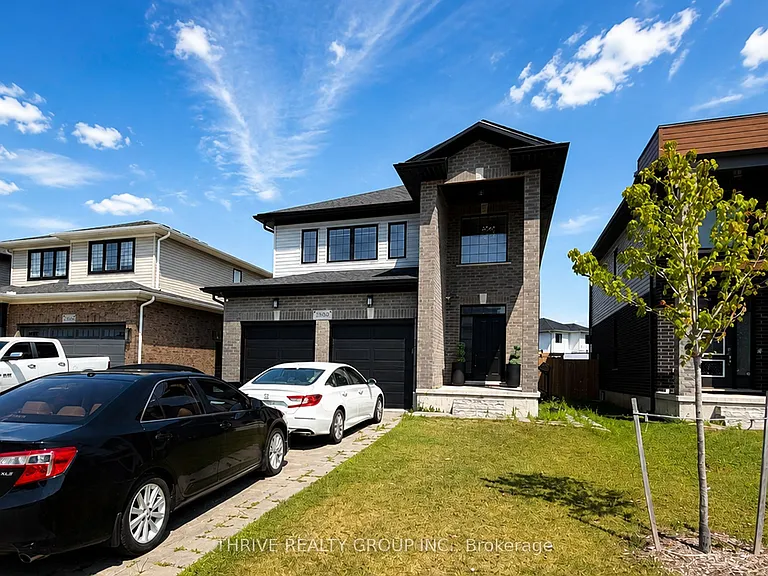 1340 John Kenney Dr — Photo 2
