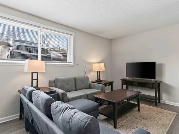 2309 Cherry Hills Dr, Springfield, IL