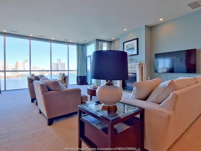 1225 Riverside Dr W #1204 — Photo 6