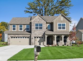 10626 Banyan Wood Ct, Indianapolis, IN 46239