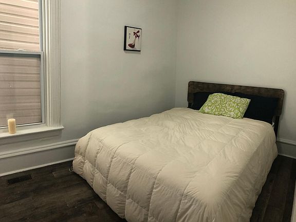 4th image of 1628 N Fairfield Ave #1F