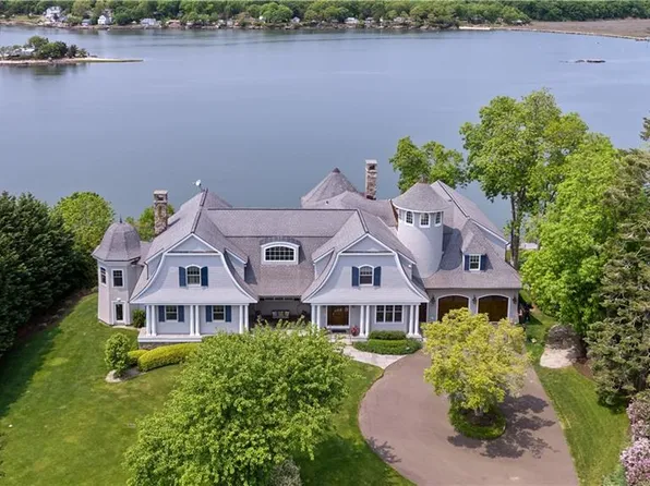 281 Old Sachems Head Road, Guilford, CT 06437