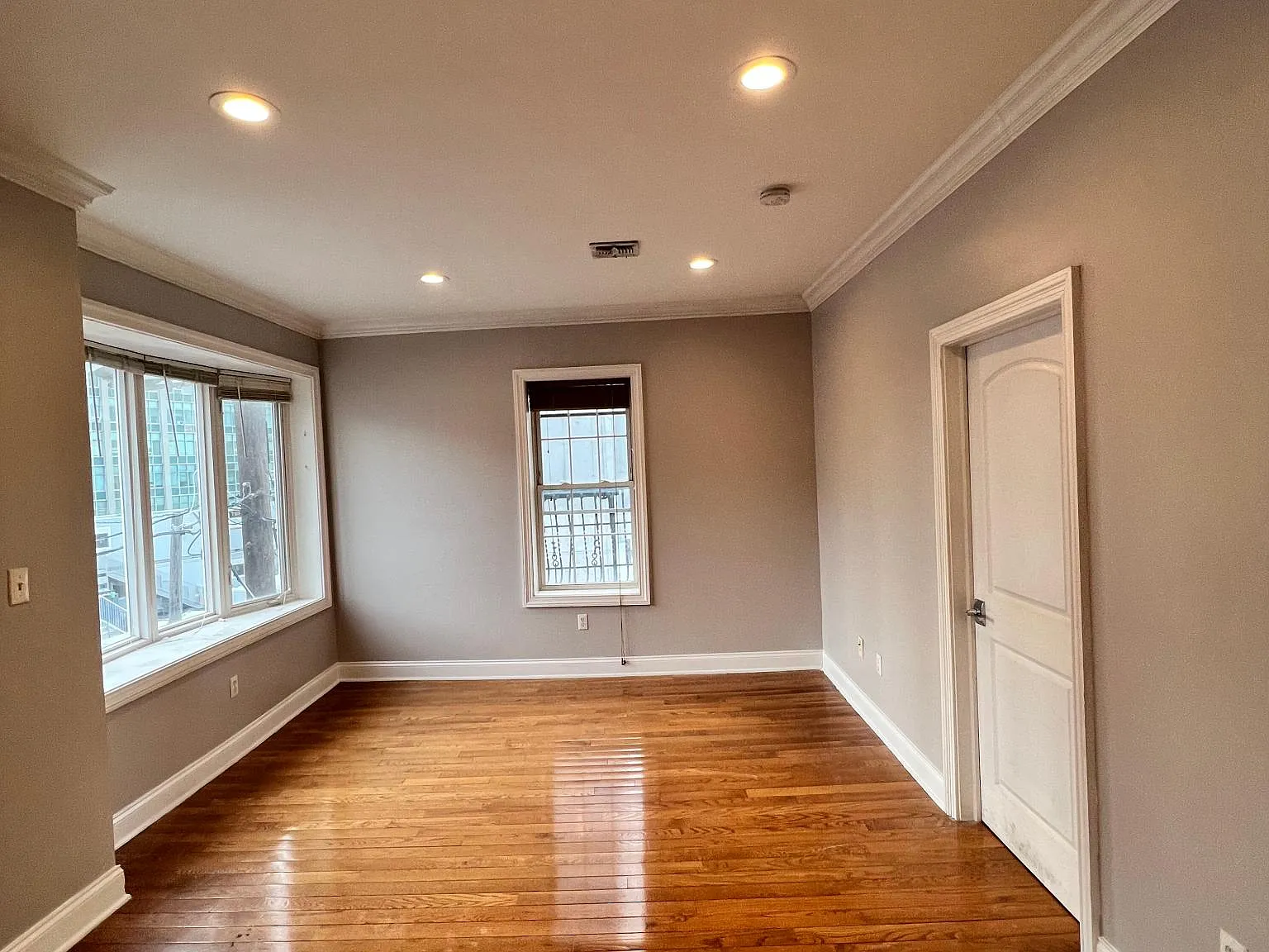 2 bed, 800 sqft, $2,650 — Photo 4