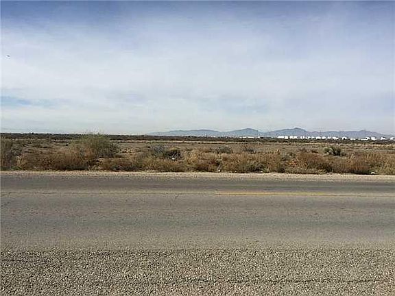 3rd image of 3766 Vista Del Este St