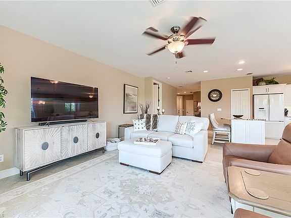 5th image of 8496 Southbridge DR #1
