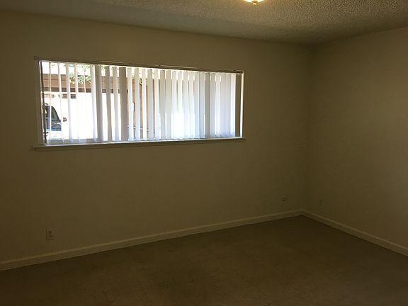 5th image of 4094 E Butler Ave #B