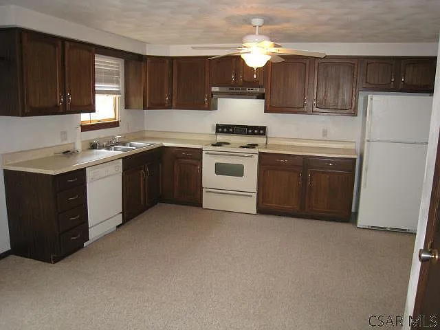 134 Leffler Dr — Photo 17