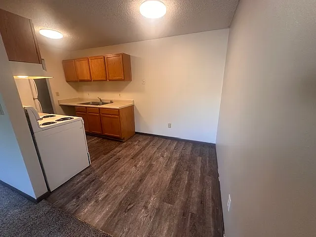 24th St. Apartments — Photo 24
