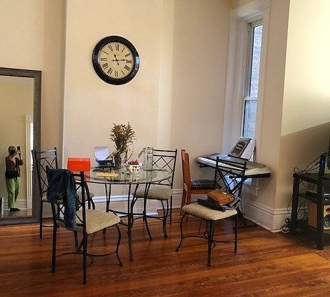 3rd image of 304 W Evergreen Ave APT 2F