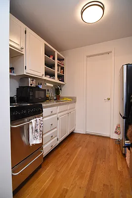 Rented by Ledvech Group | media 3