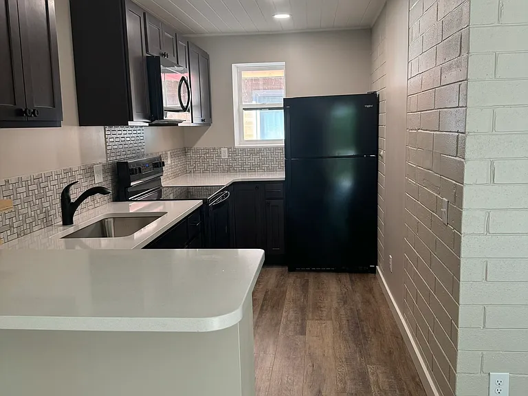 Terrace Heights Apartments — Photo 73