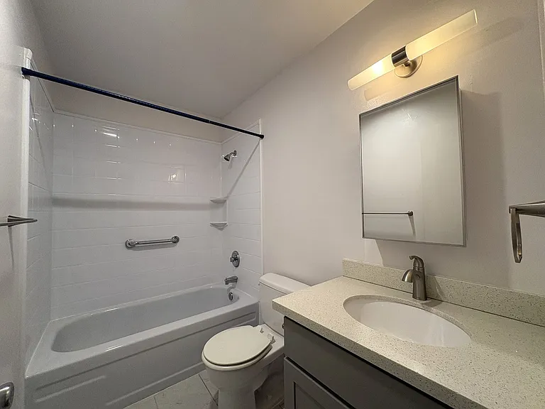 1031 Crestview Dr #205 — Photo 9