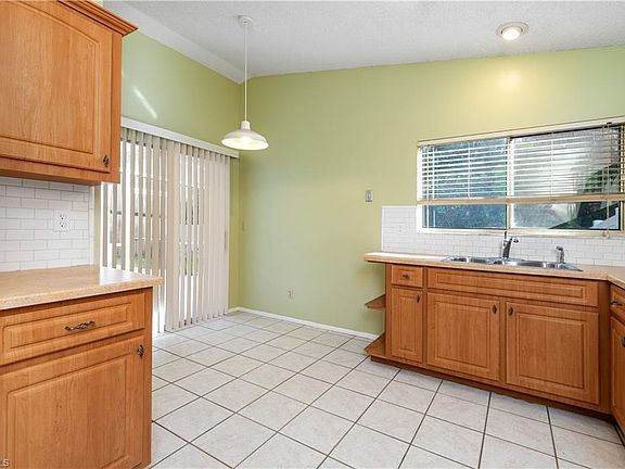 5th image of 5721 Longleaf Dr