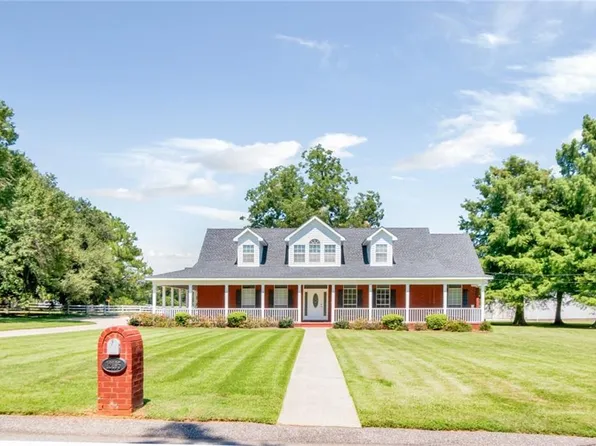 12195 Suzanne Ct, Irvington, AL 36544