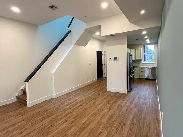 507 S 6th St #A, Philadelphia, PA 19147