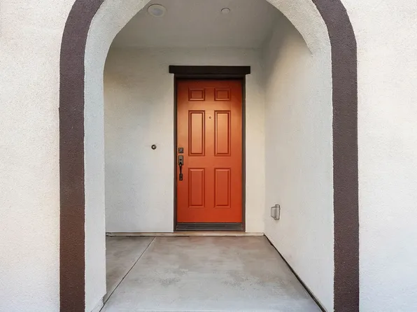 749 Daniel Freeman Cir, Inglewood, CA 90301